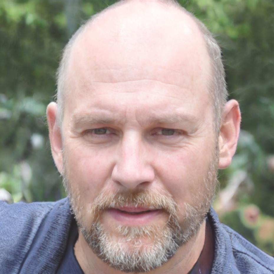 Portraitfoto von Thomas Müller